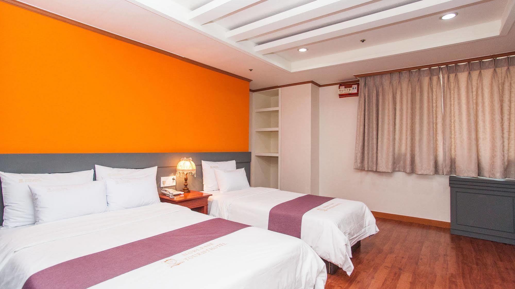 Hotel Noblesse Seoul Eksteriør bilde