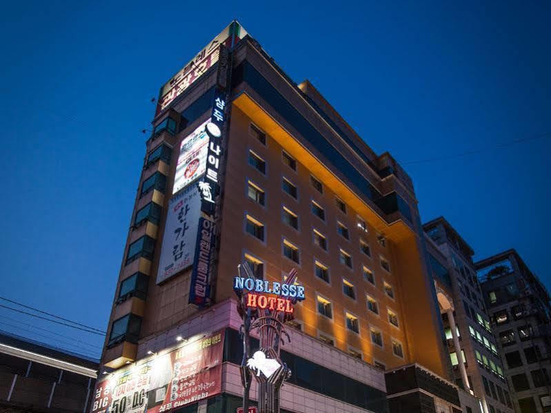 Hotel Noblesse Seoul Eksteriør bilde