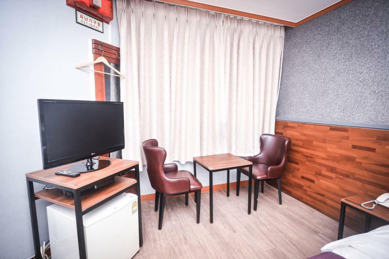 Hotel Noblesse Seoul Eksteriør bilde