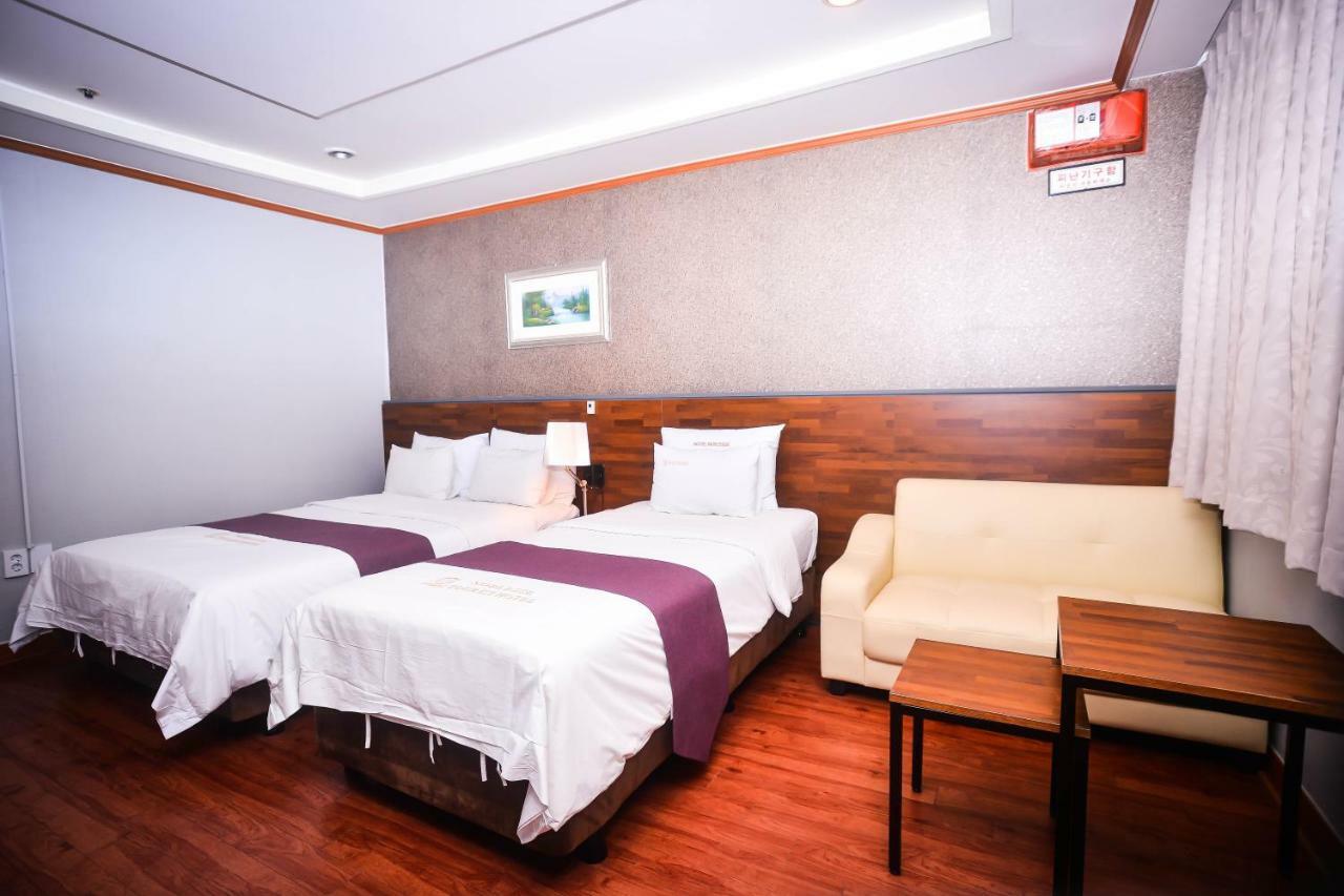 Hotel Noblesse Seoul Eksteriør bilde