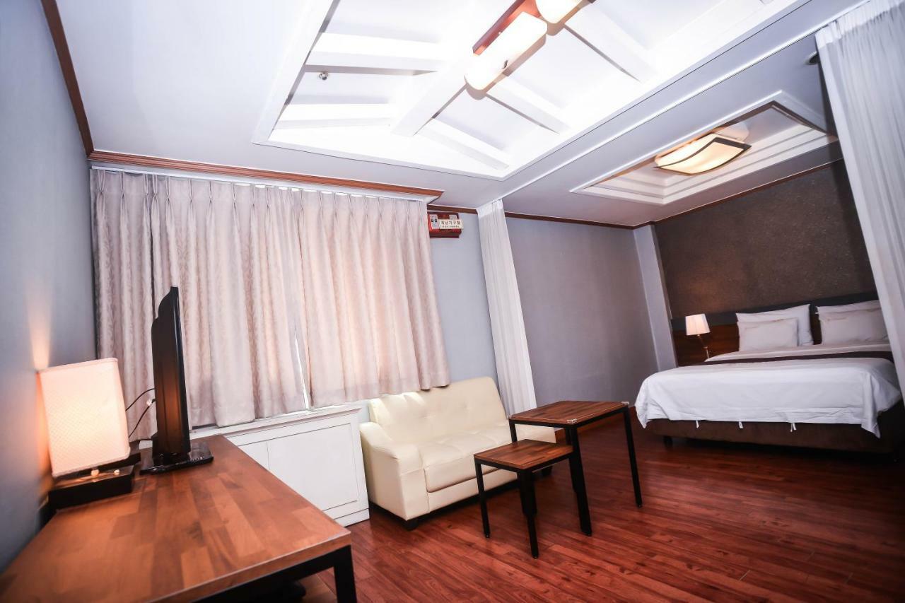 Hotel Noblesse Seoul Eksteriør bilde